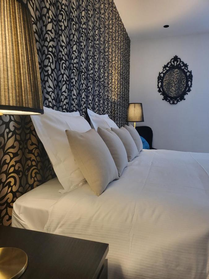 מונס Table Et Chambre Particuliere מראה חיצוני תמונה